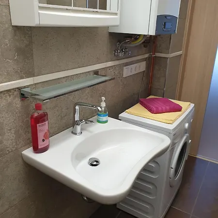 Luxypano - Your Lucky Day Apartment